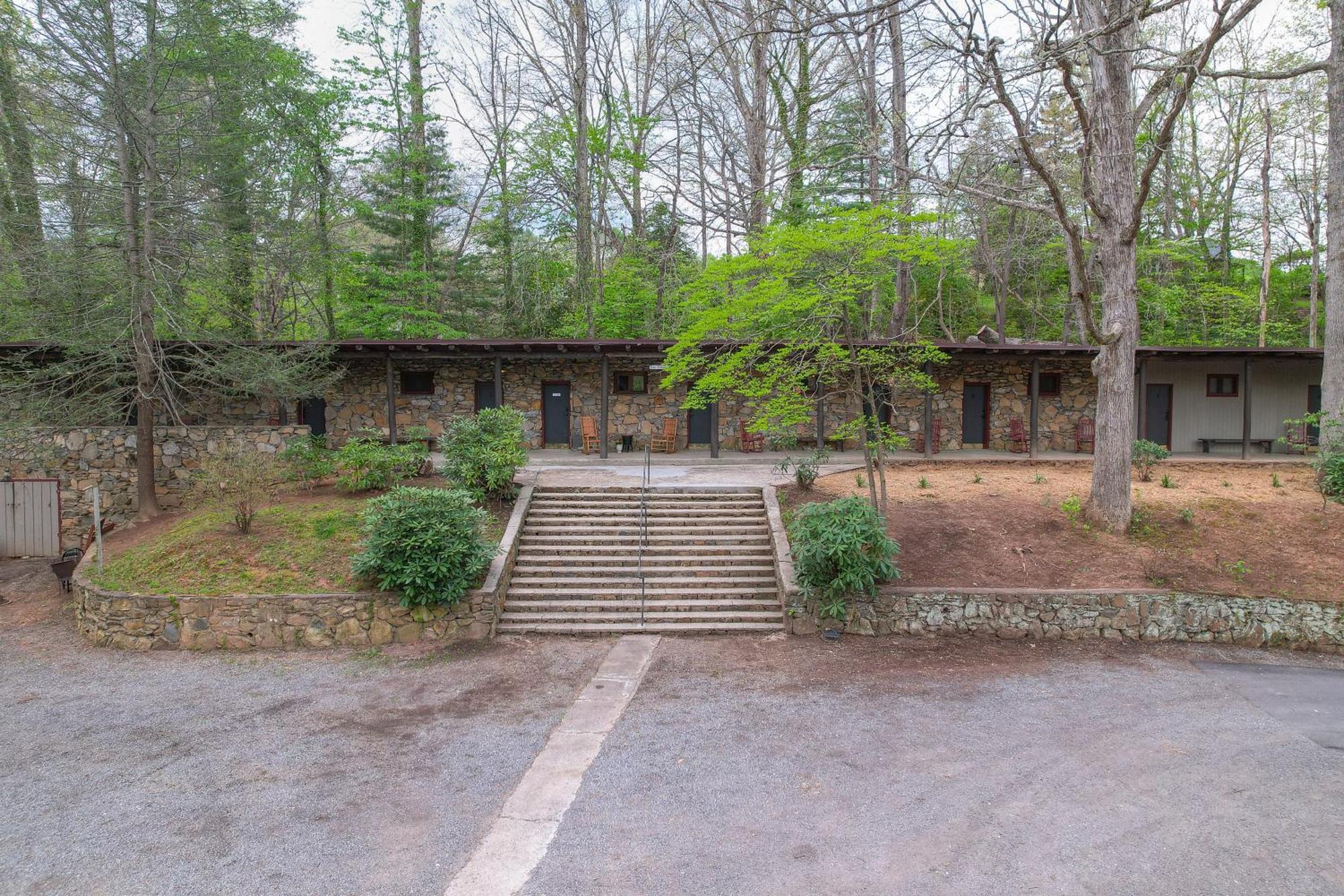 The Furry Lodge Double Ste 2&3 Waynesville Ngoại thất bức ảnh